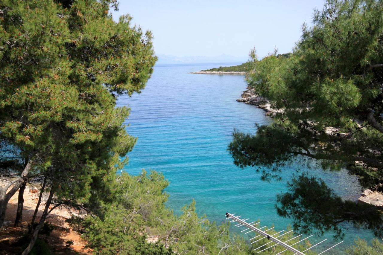 Apartments By The Sea Basina, Hvar - 542 Vrbanj Exterior photo